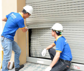 Bảng báo giá chi tiết sửa chữa cửa cuốn tự động uy tín tại TPHCM
