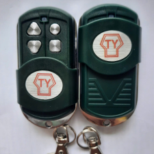 Tay Điều Khiển Cửa Cuốn CH Tại TPHCM