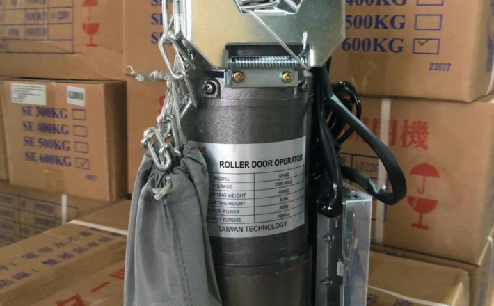 Phụ kiện cửa cuốn