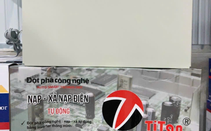 Bình Lưu Điện Cửa Cuốn 