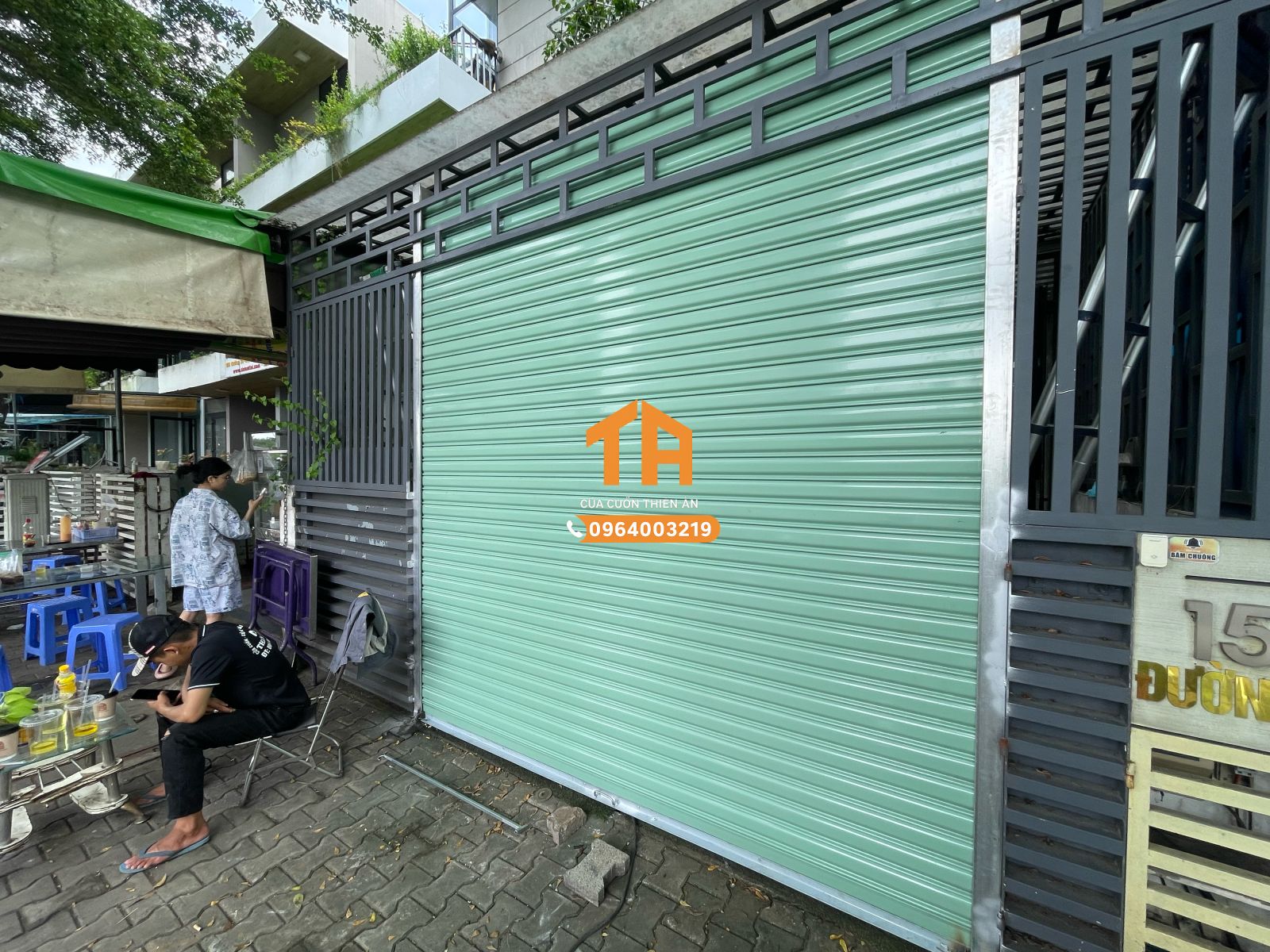 Cửa cuốn đài loan kéo tay giá rẻ